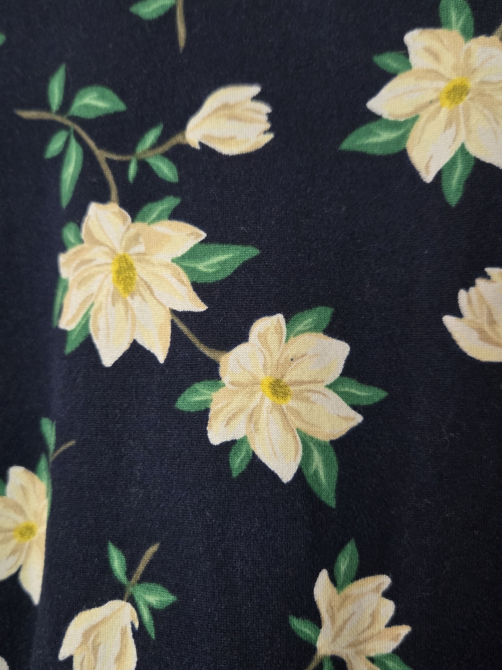 Draper James Navy Floral Long-Sleeve Soft Top Size L - Picture 3 of 5